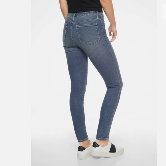 Athleta Sculptek Blue Jean 0 25x28 Azure Medium Wash Skinny Stretchy Athleisure - Picture 15 of 16